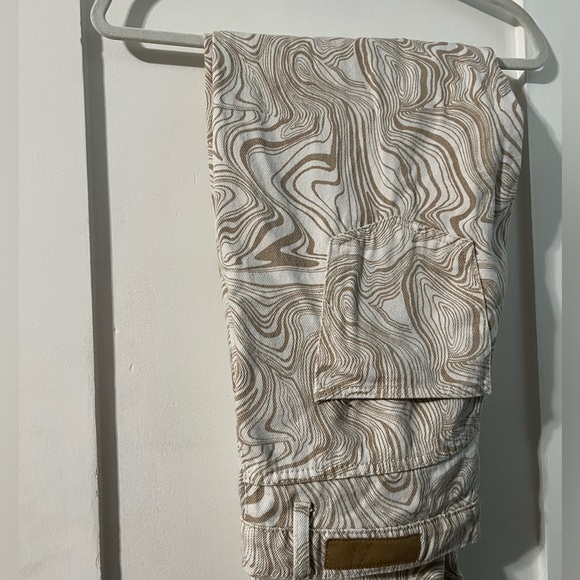 Swirl Mom Jeans - Picture 6 of 6